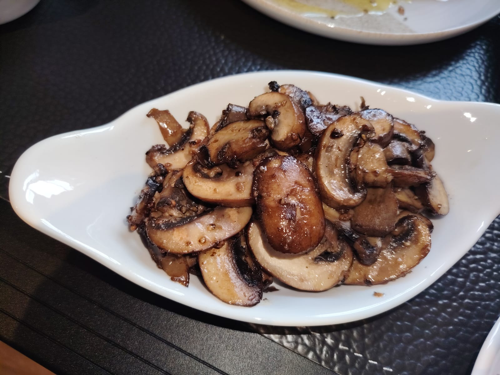 Garlic mushrooms at Cosy Cafe and Kitchen